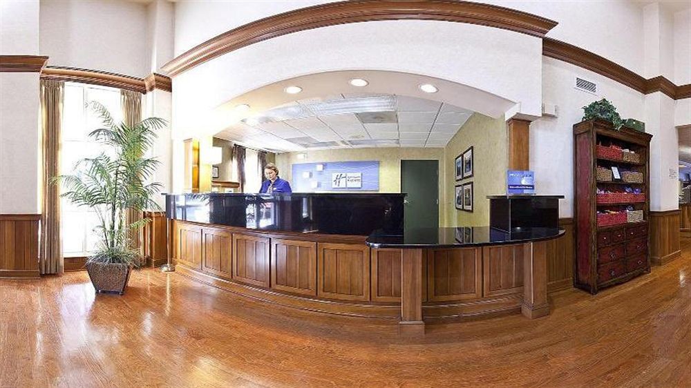Holiday Inn Express Hotel & Suites Conover - Hickory Area By Ihg Zewnętrze zdjęcie
