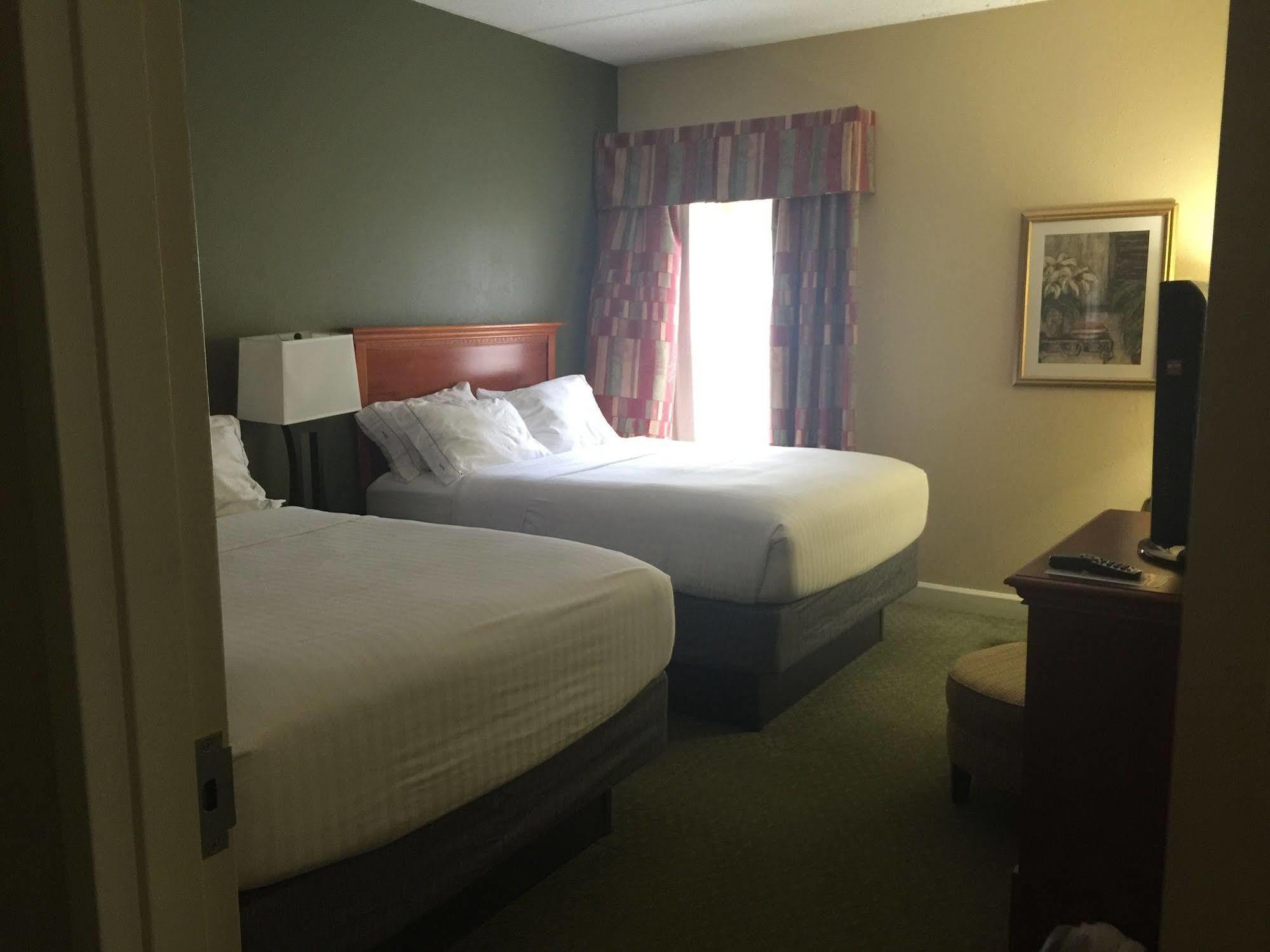 Holiday Inn Express Hotel & Suites Conover - Hickory Area By Ihg Zewnętrze zdjęcie