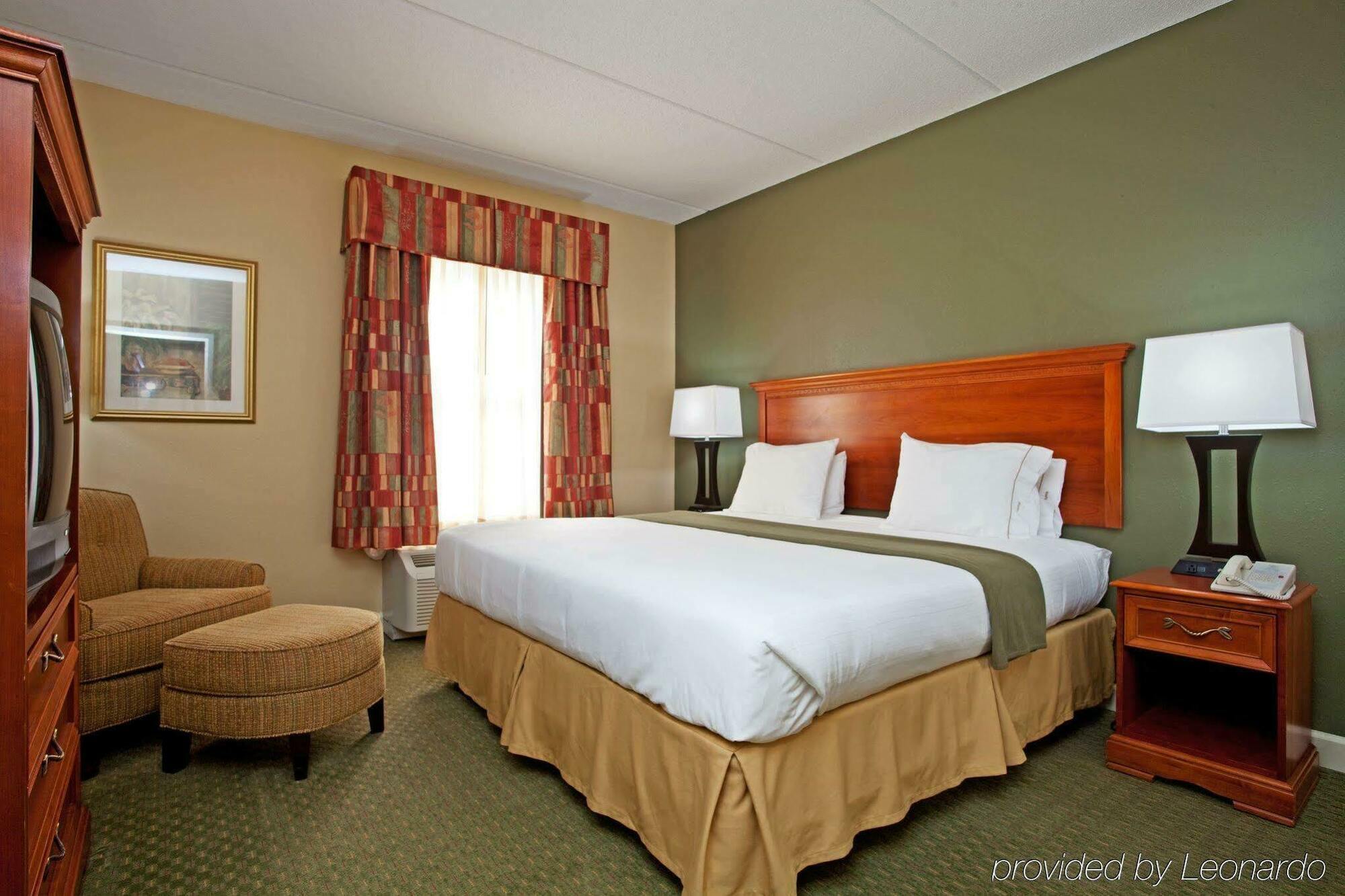 Holiday Inn Express Hotel & Suites Conover - Hickory Area By Ihg Zewnętrze zdjęcie